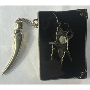 Harry Potter Loot Crate Tom Riddle Diary Enamel Pin